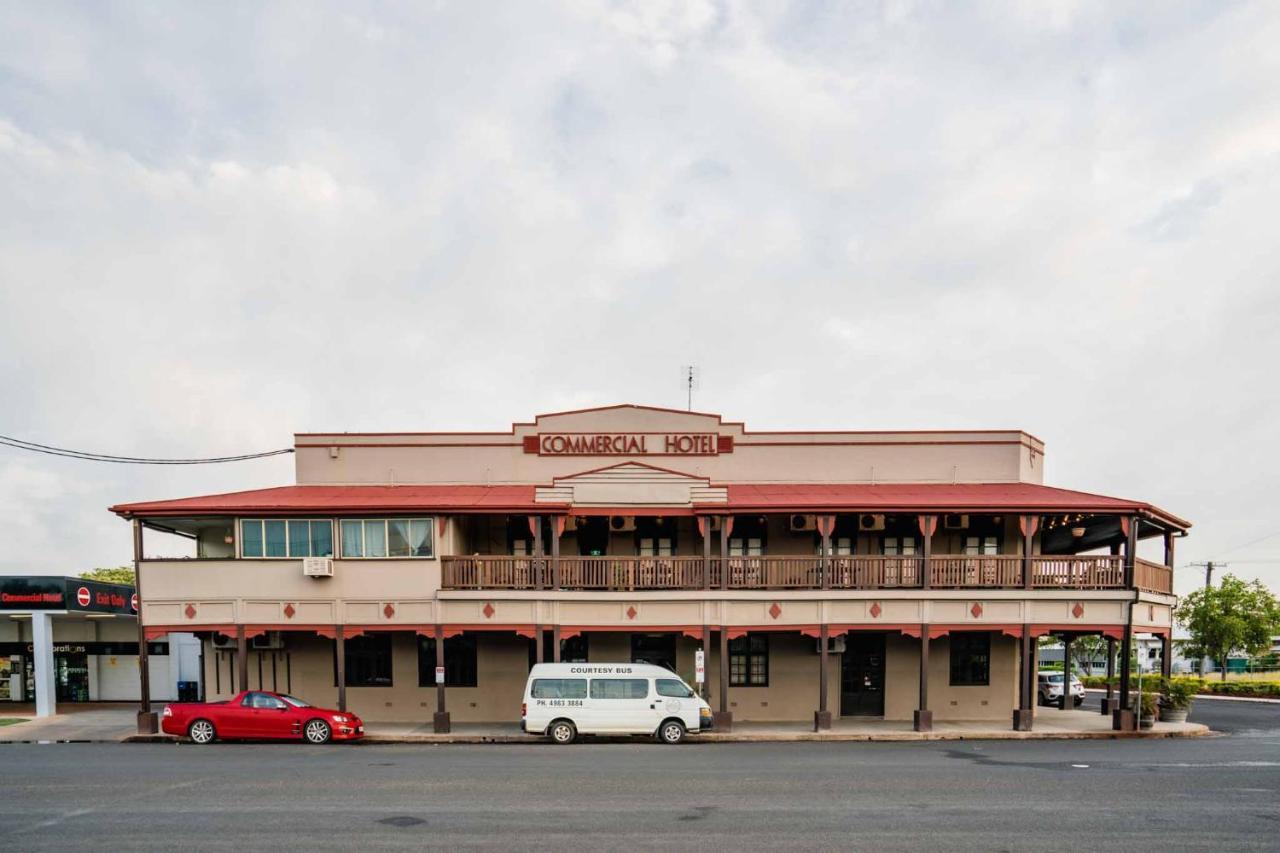 Commercial Hotel Clermont Exterior foto